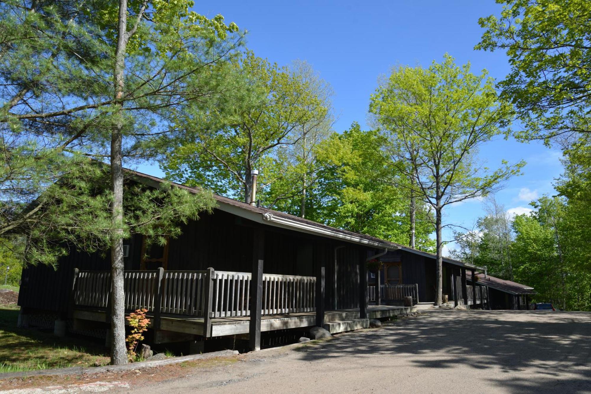 Log Cabin Inn Parry Sound Eksteriør bilde